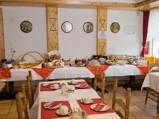 Matterhorn Valley Appartement Hotel Des Alpes Apartment *